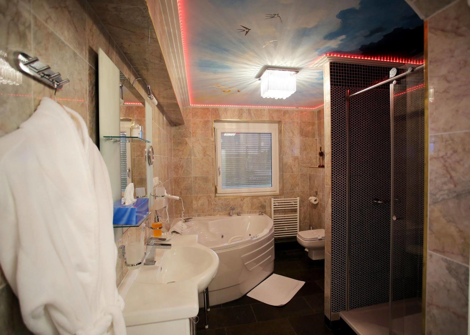 Hockner Plaza Hotel